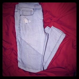 Jaywalker biker Jean's